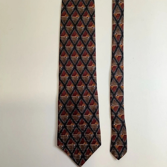 OSCAR DE LA RENTA Burgundy Foulard Silk Tie & Pocket Square - Picture 4 of 15